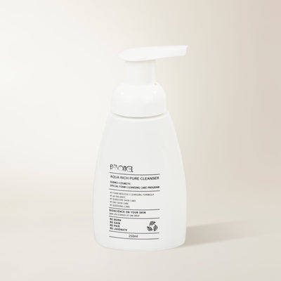 Hypoallergenic Aqua Rich Gentle Foaming Cleanser (8.45 fl.oz, 250 mL)